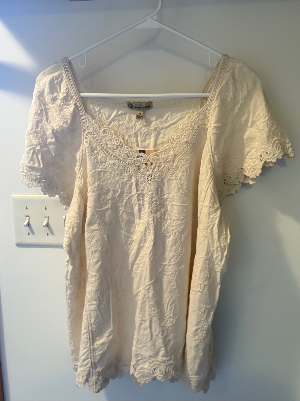 Democracy Embroidered Cream Boho Lace-Trim Top NWT